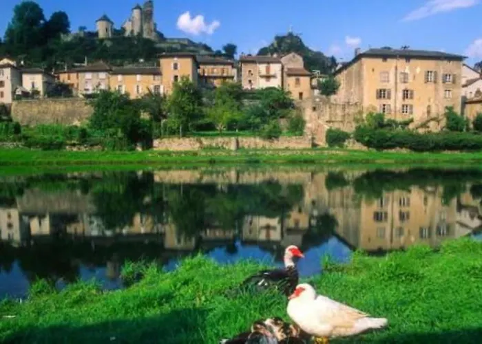 Casa de hóspedes maison d'hôtes Rouffiac (Cantal)