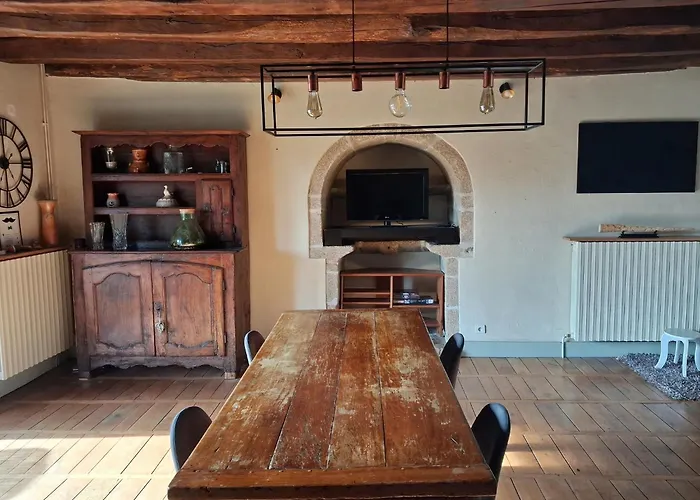 maison d'hôtes Casa de hóspedes Rouffiac (Cantal)